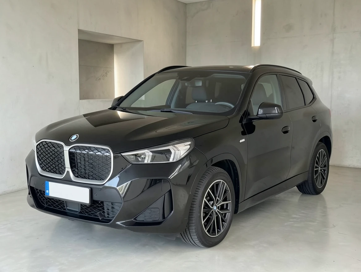 BMW iX1