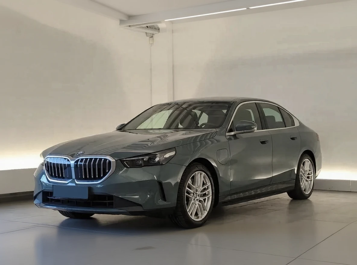 BMW 550
