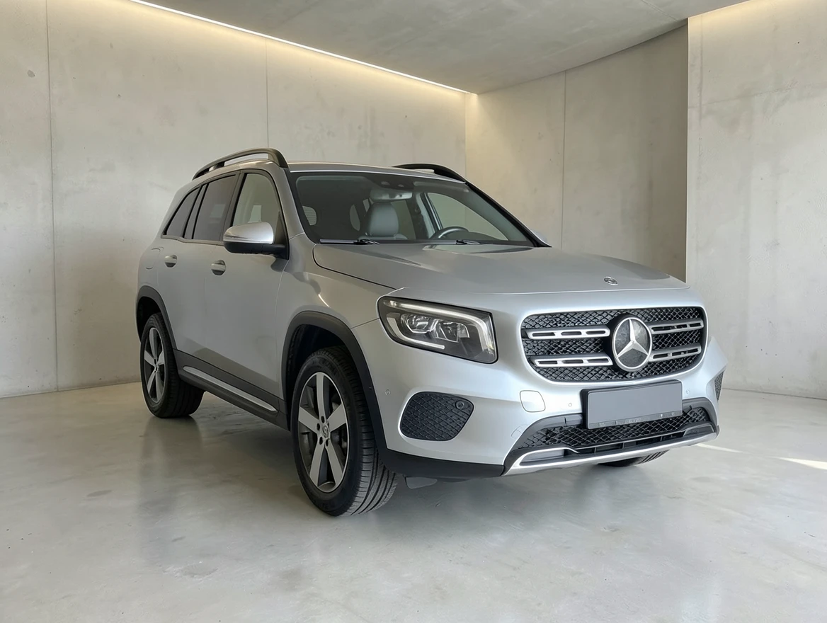 Mercedes-Benz GLB 200
