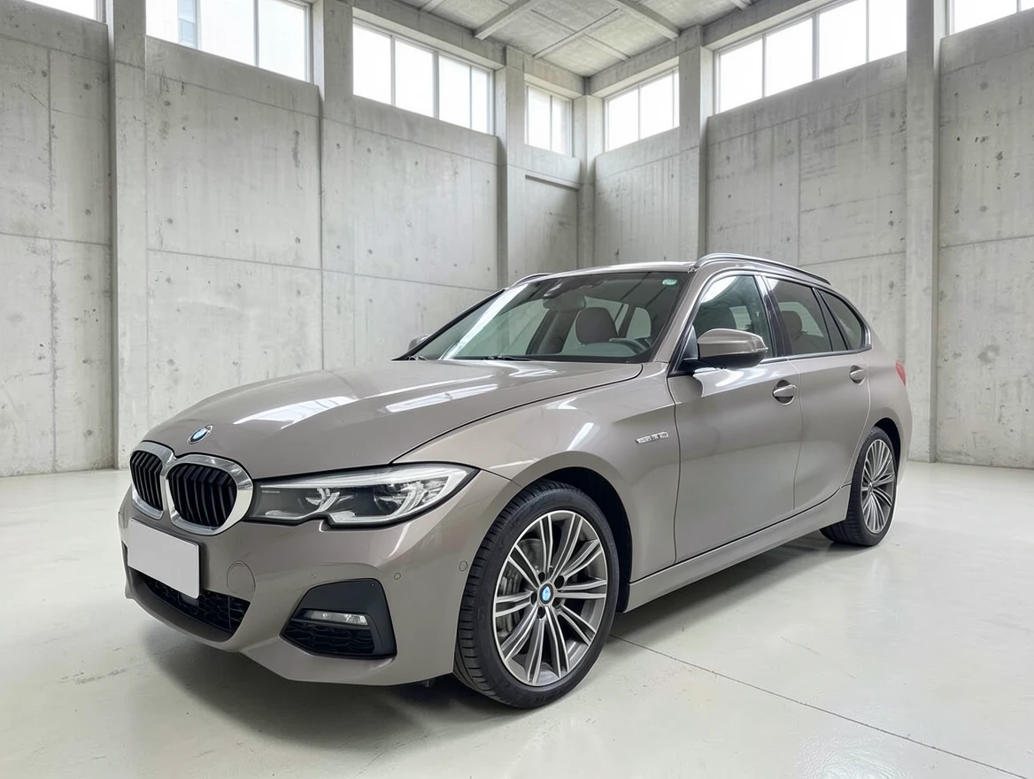 BMW 330