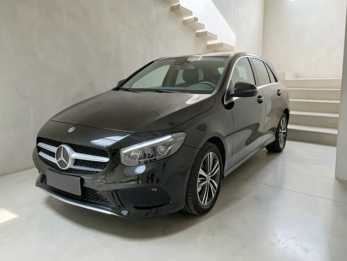 Mercedes-Benz B 180